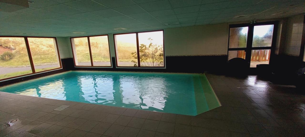 Superbesse Appartement 4-6 Pers. 2 Ch. Dans Residence 3 Etoile Avec Piscine Екстериор снимка
