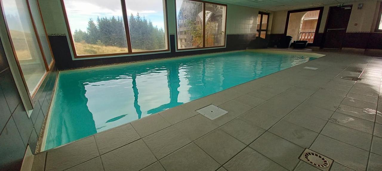 Superbesse Appartement 4-6 Pers. 2 Ch. Dans Residence 3 Etoile Avec Piscine Екстериор снимка